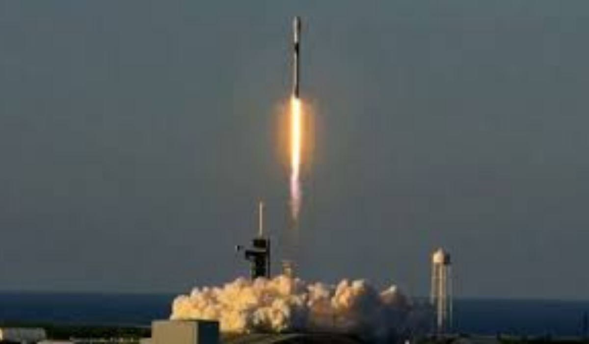 SpaceX Starship rocket prototype achieves first safe landing